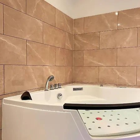 Modern Spa - Cosy & Chic - Jaccuzi Brunoy Exterior photo